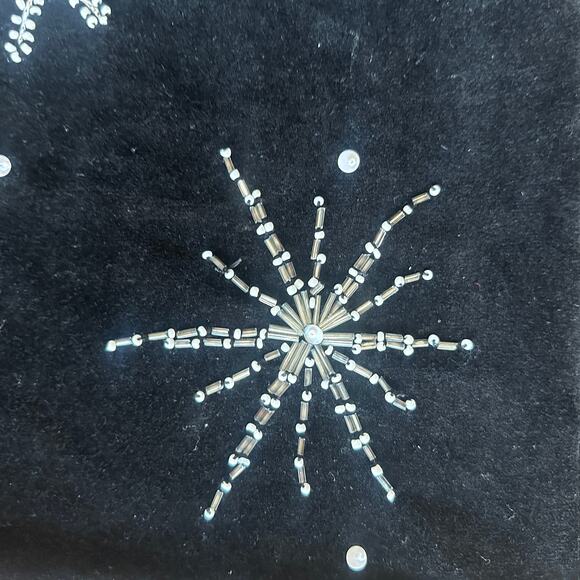Michael Simon Black Velvet Beaded Snowflake top, Holiday, Christmas, medium - Picture 6 of 8